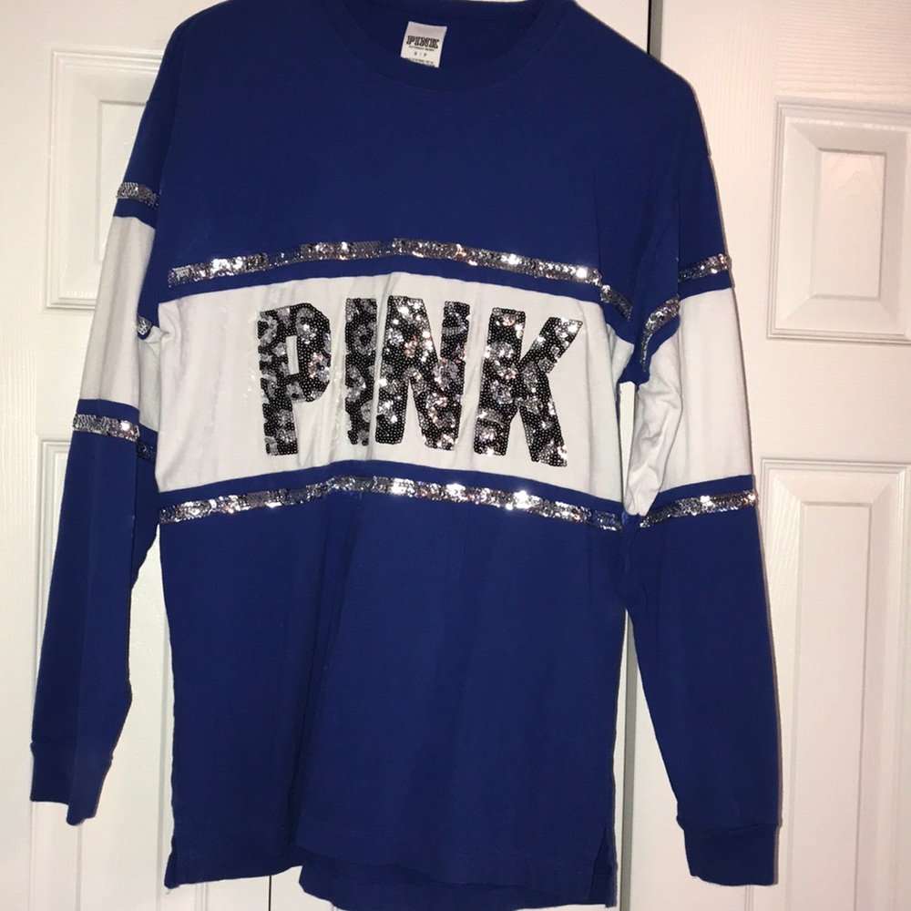 Long sleeve shirt from pink.